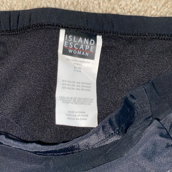 NWT Island Escape Woman Black Tummy Control Sz 18W Retail $45 - Picture 3 of 4